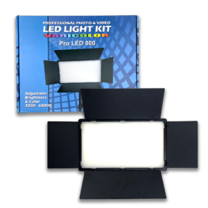 PANEL DE LUZ LED 800 PRO CON BATERIAS